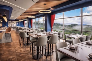 6 restaurantes: opção de café da manhã, almoço e jantar