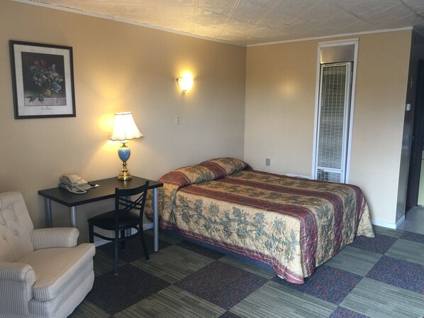 Desk, free WiFi, bed sheets