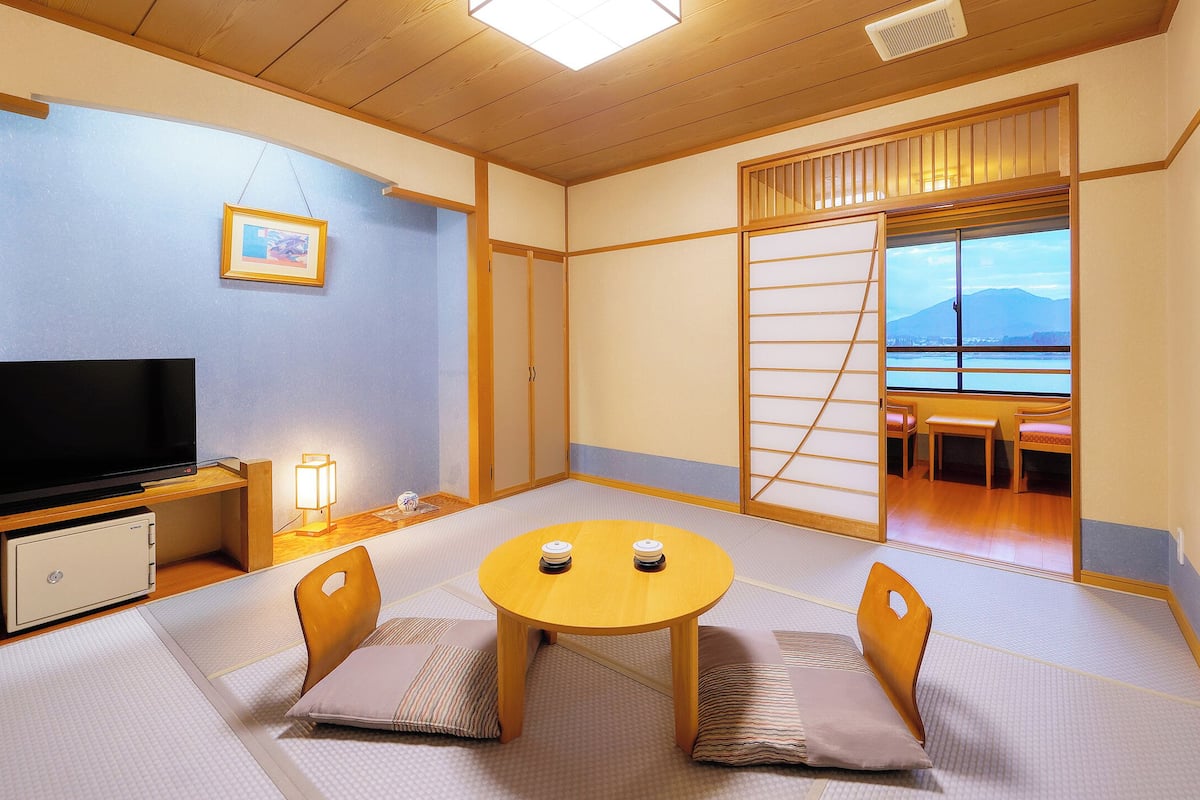 Japanese-style Room | In-room safe, free WiFi, bed sheets