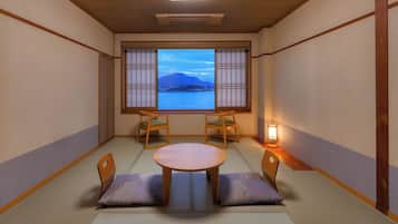 Japanese-style Room, Lake View | In-room safe, free WiFi, bed sheets