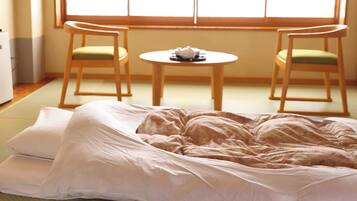 Traditional Room, Lake View | In-room safe, free WiFi, bed sheets