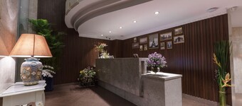 Roseland Corp Hotel
