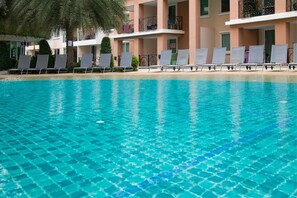 Utomhuspool