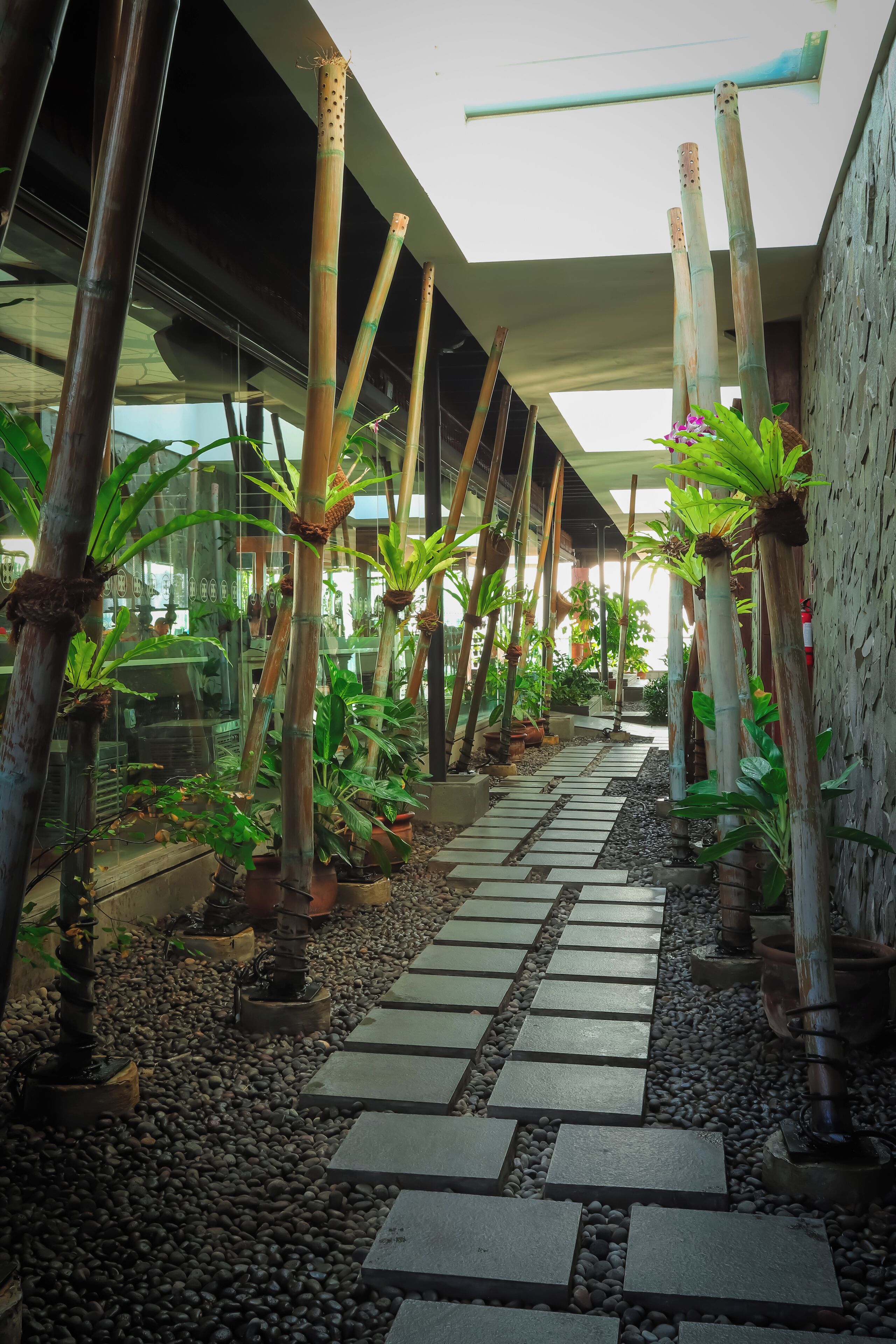 Se sirven desayunos, comidas, cenas y cocina internacional 