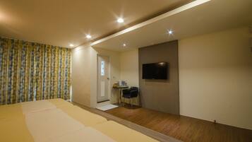 書桌、隔音、折疊床/加床、免費無線上網