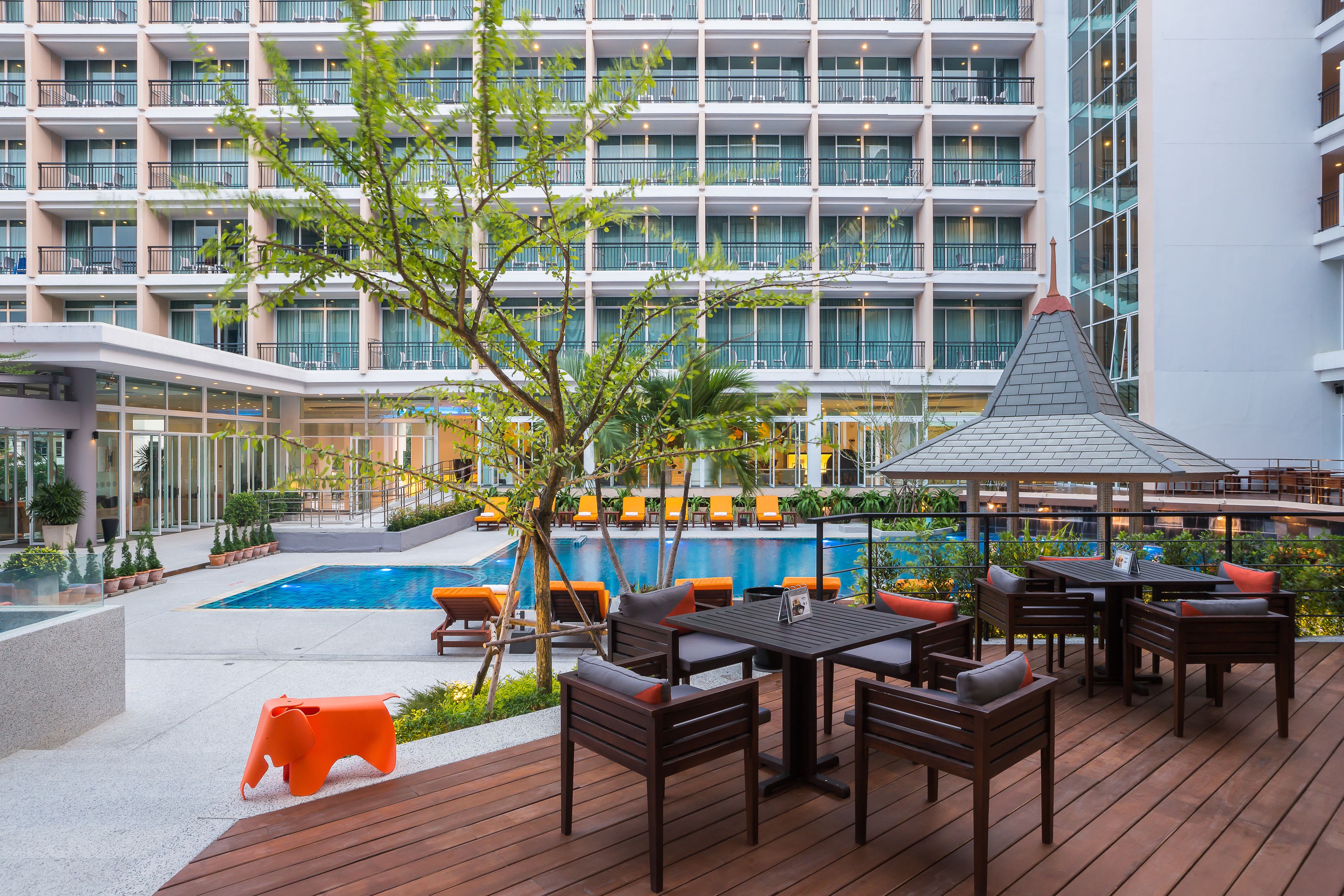 outdoor banquet area