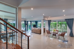 4 habitaciones y artículos del minibar gratis