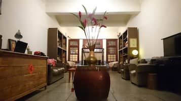 Khu tiếp khách ở sảnh