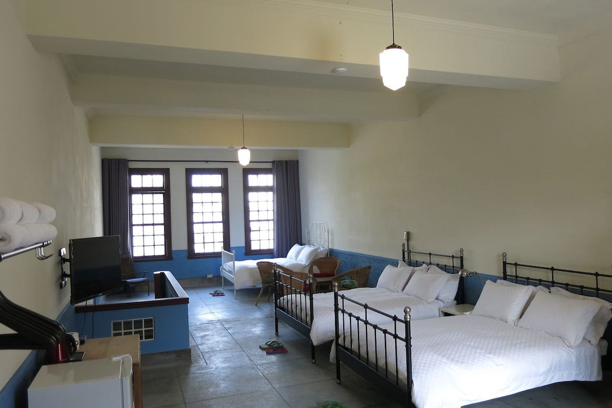 Chambre, plusieurs lits (3 Queen Beds)