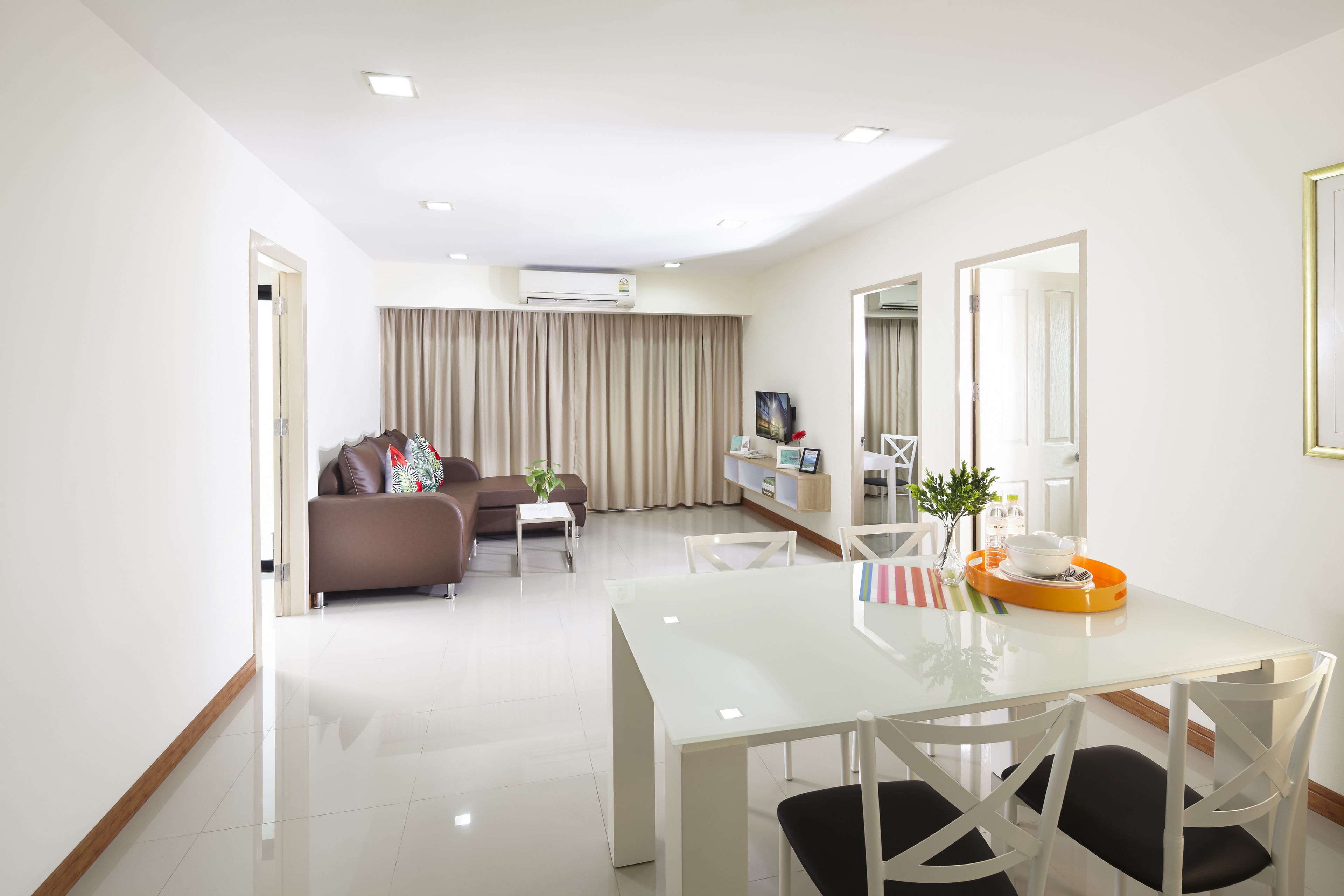 套房, 2 間臥室 | 客廳 | 平面電視