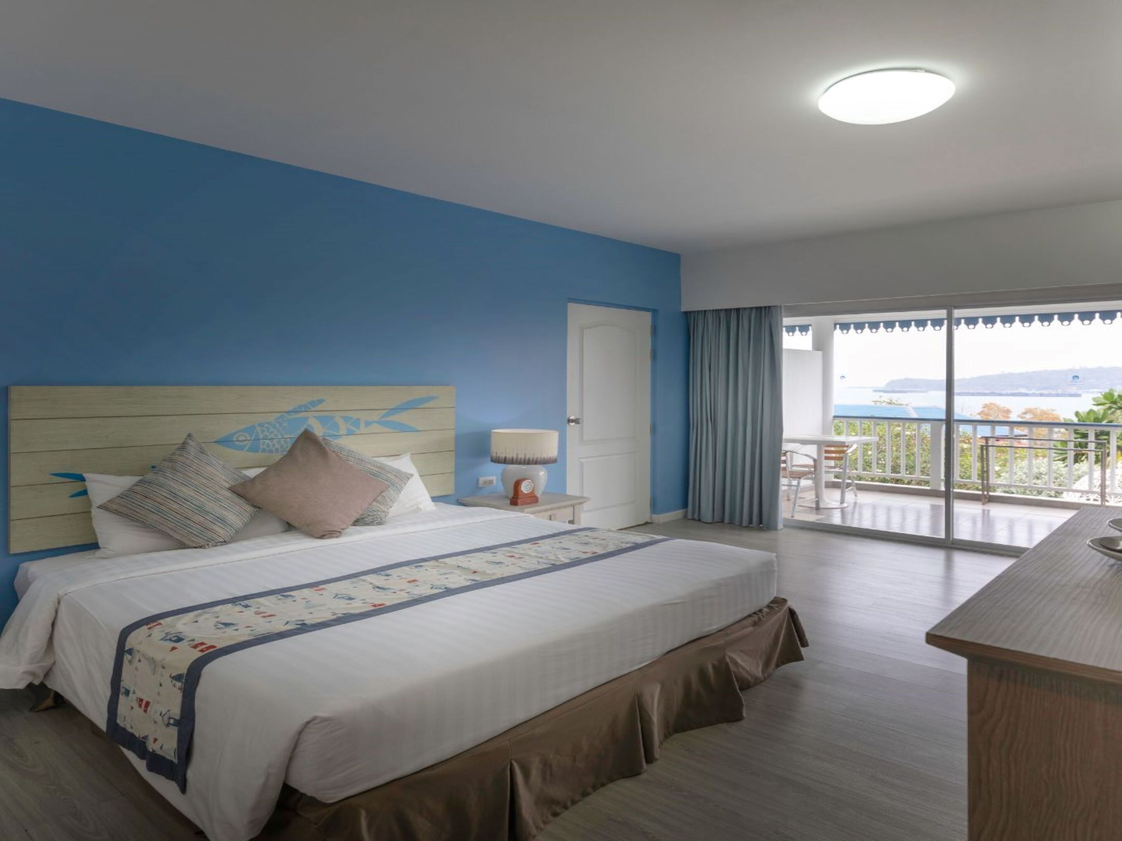 deluxe room | in-room safe, blackout curtains, rollaway beds, free wifi