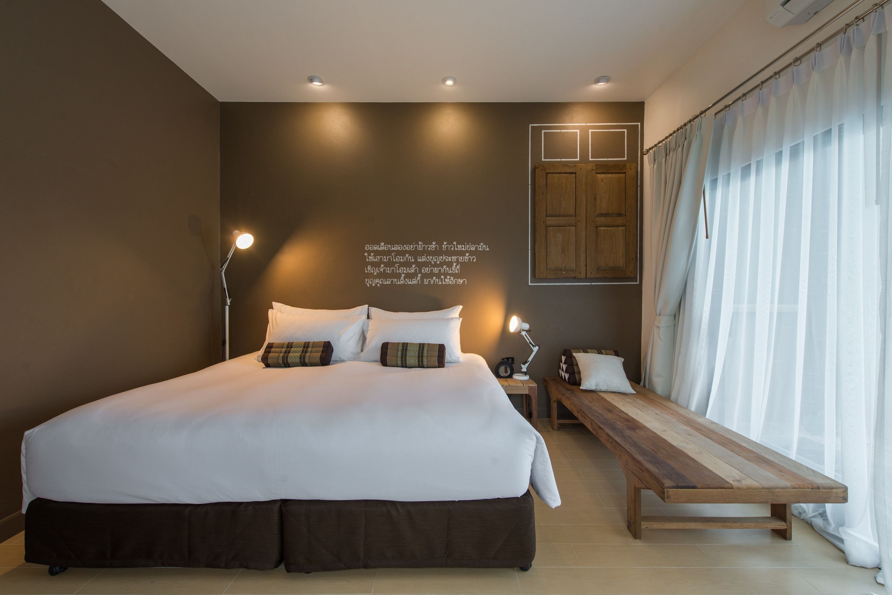 Photo - Brown House Hotel