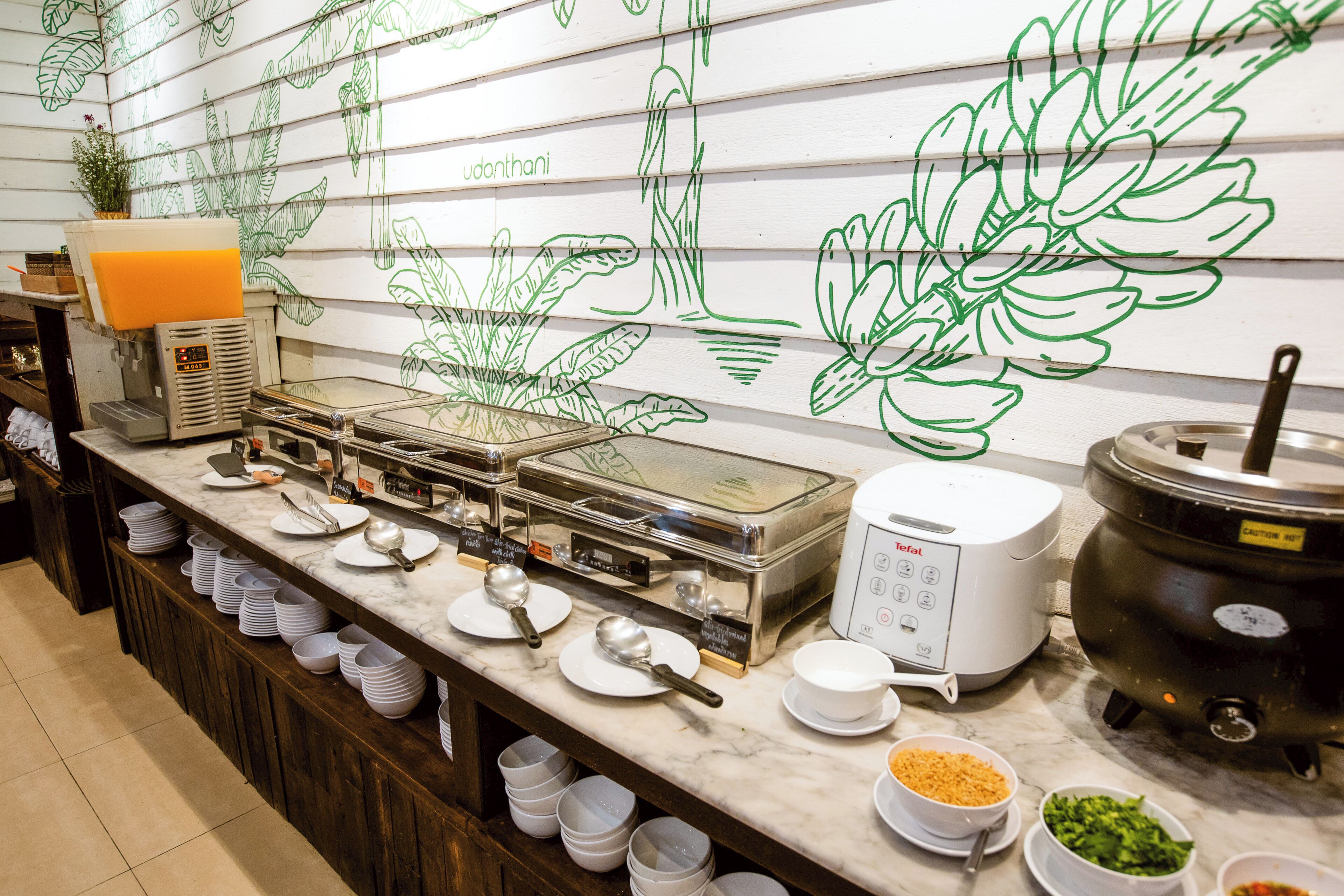 Daily buffet breakfast for a fee