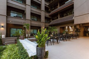 Desayuno buffet todos los días (con cargo)