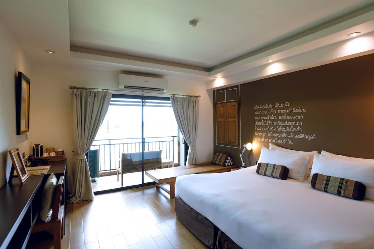 Deluxe Double Room, Lake View