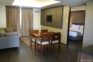 In-room dining - GT Hotel Iloilo (Iloilo)