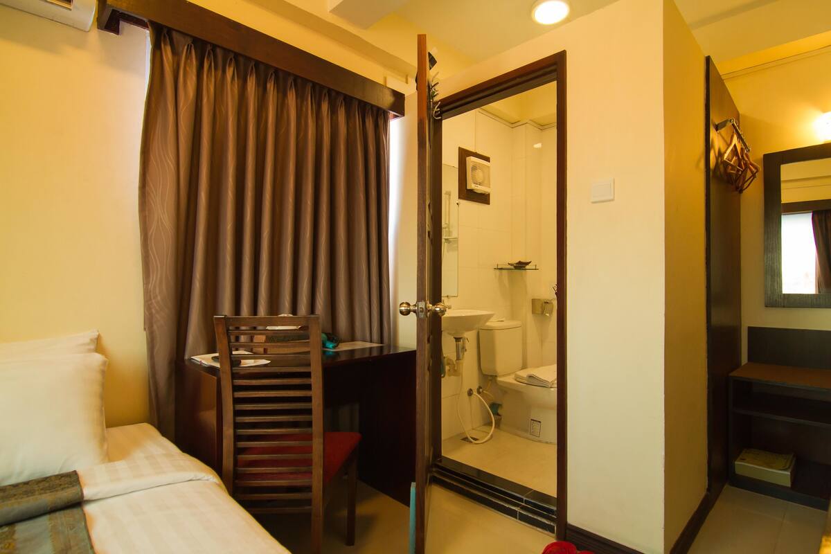 Minibar, in-room safe, desk, blackout drapes