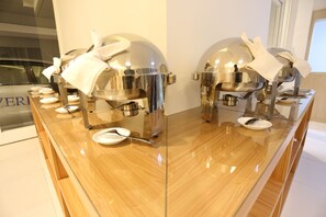 Buffet - Fovere Hotel Palangka Raya (Palangkaraya)