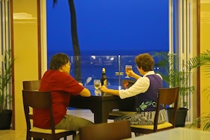 Bar (on property) - Sayura Beach Hotel (Unawatuna)