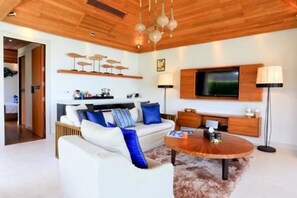 Beach Front Villa | Living area - Tides Boutique Samui Resort & Spa (Koh Samui)