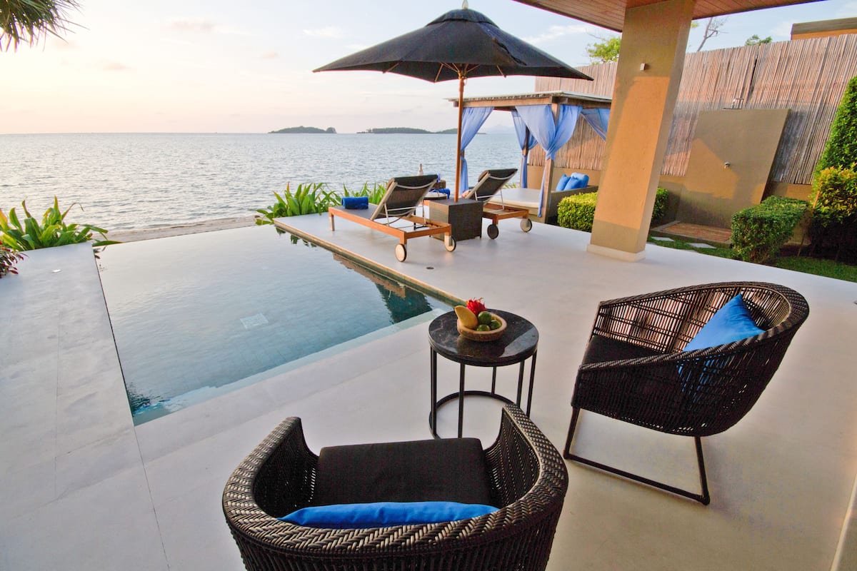 Beach Front Villa | Terrace/patio