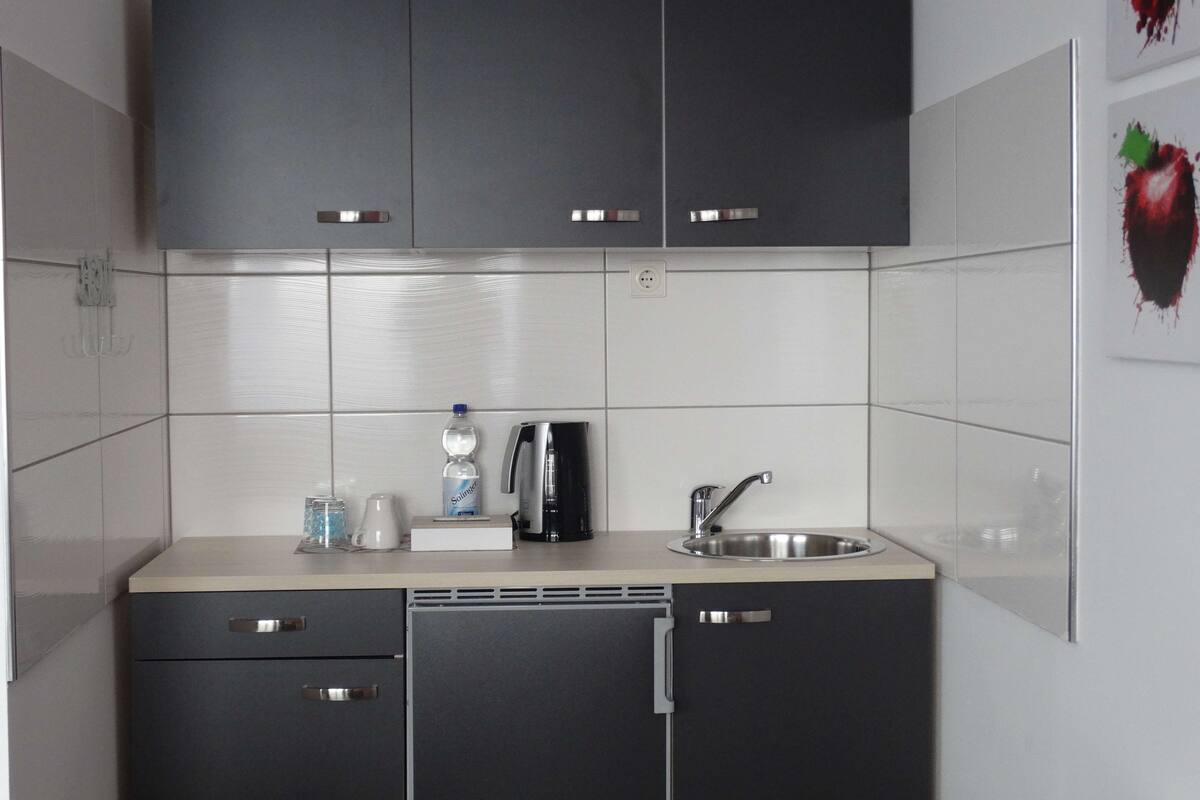 1 bedroom, in-room safe, individually decorated, desk