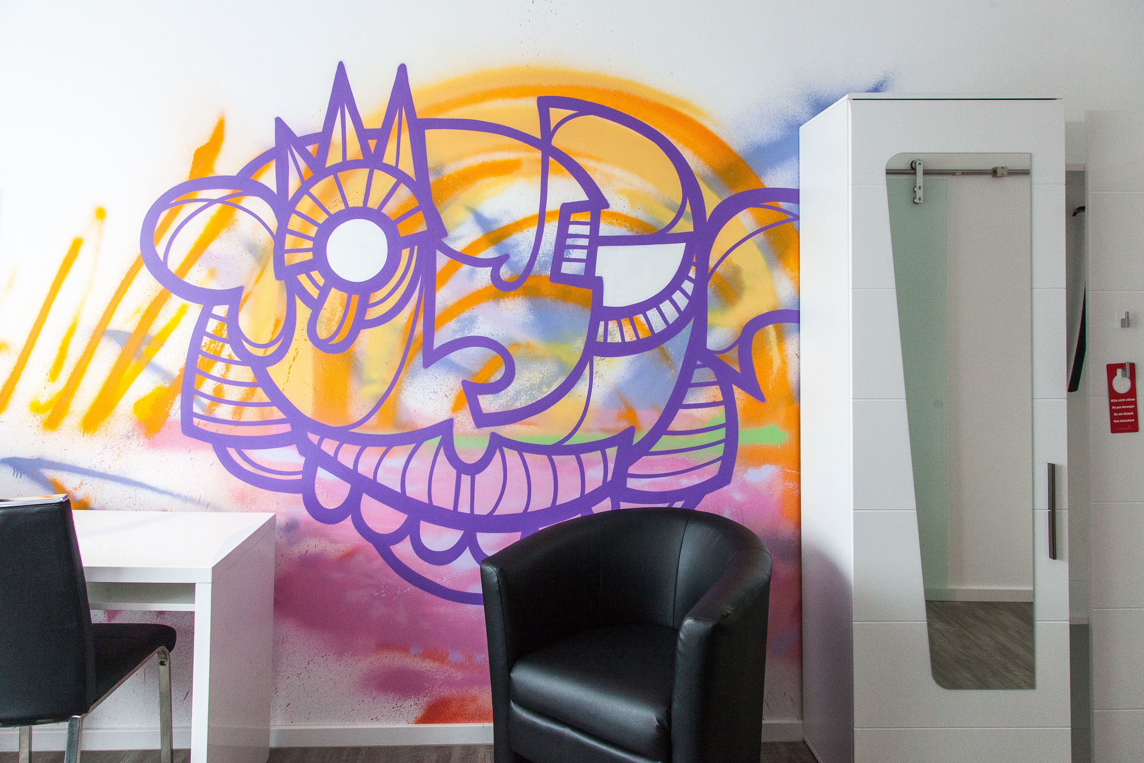 standard single room | room amenity