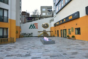 Terrace/patio - Mari Rezidans Apartments (Istanbul)