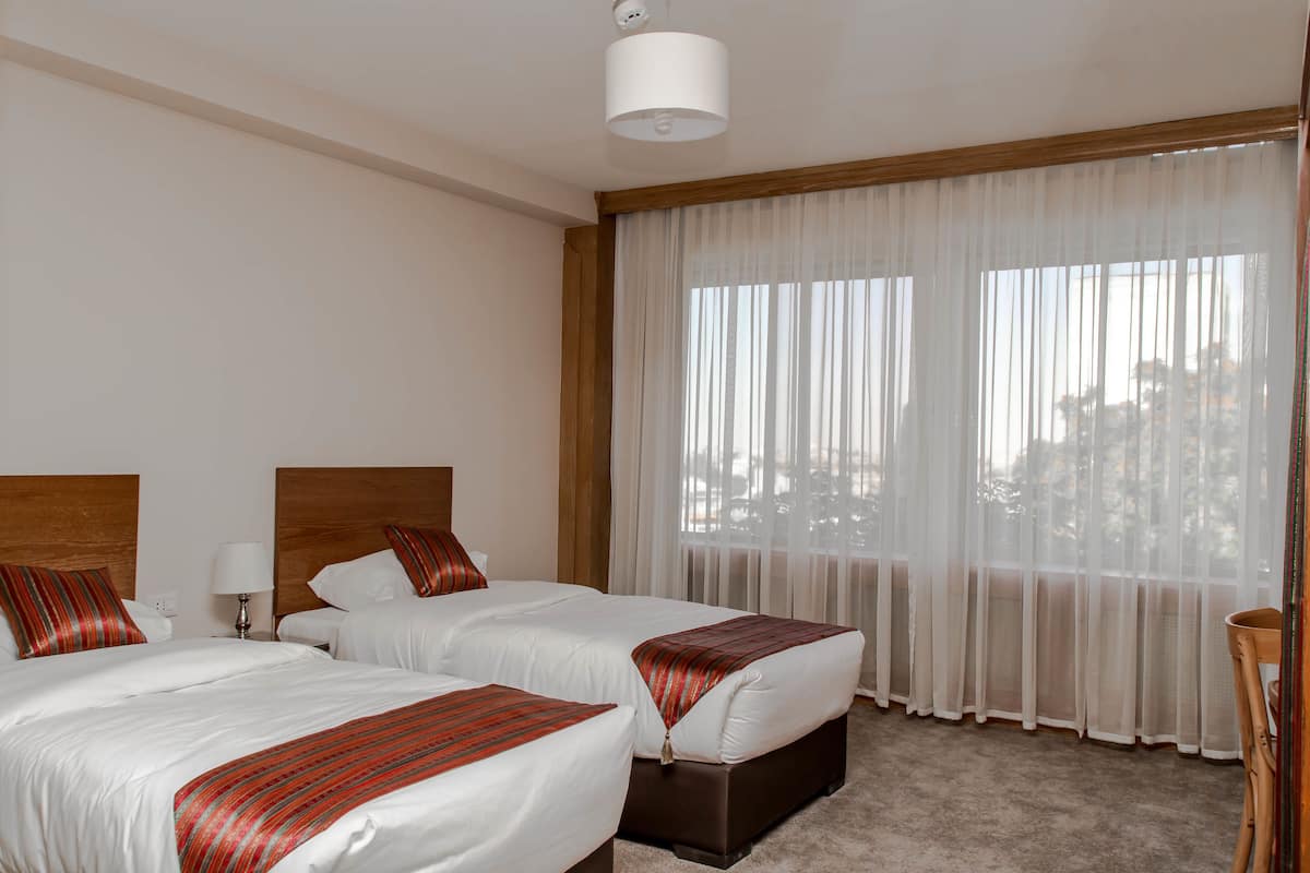 1 habitación, minibar, caja de seguridad en la habitación y escritorio