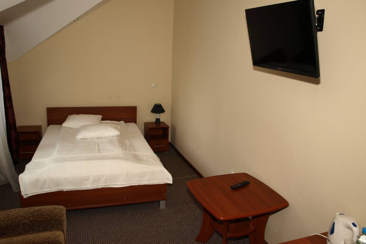 Desk, iron/ironing board (on request), WiFi (free)