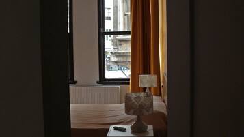 In-room safe, desk, soundproofing, free WiFi