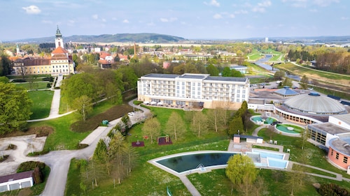 Gotthard Therme Hotel