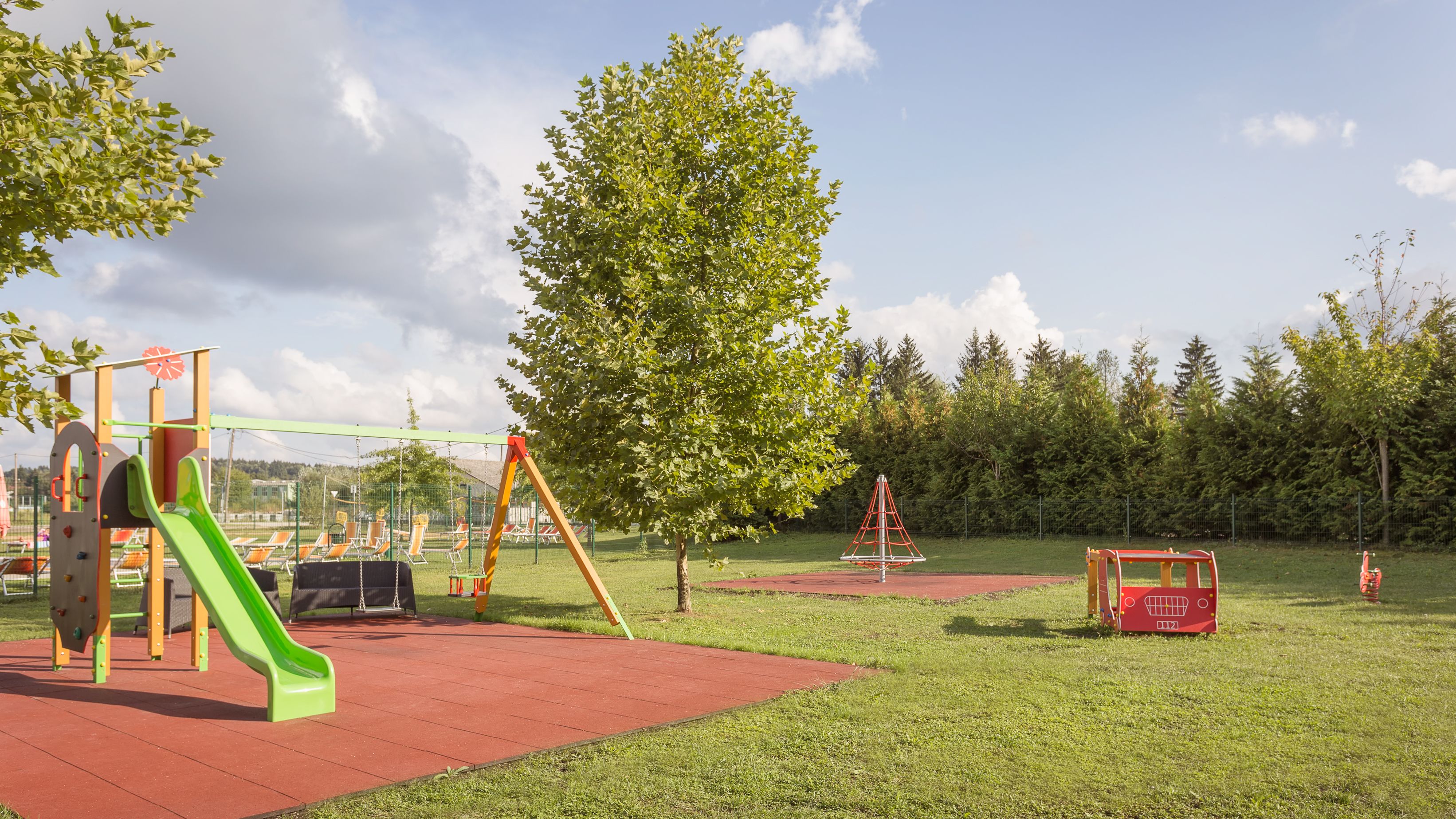 children’s play area – outdoor