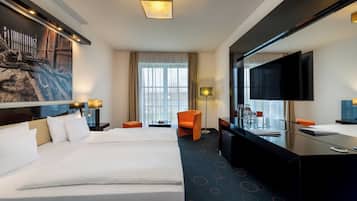 Standard Double Room, Balcony | Minibar, in-room safe, desk, bed sheets