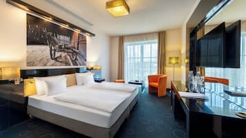 Zimmersafe, Schreibtisch, kostenlose Babybetten, WLAN