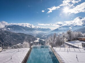 2 hồ bơi trong nhà, hồ bơi ngoài trời, lều miễn phí 