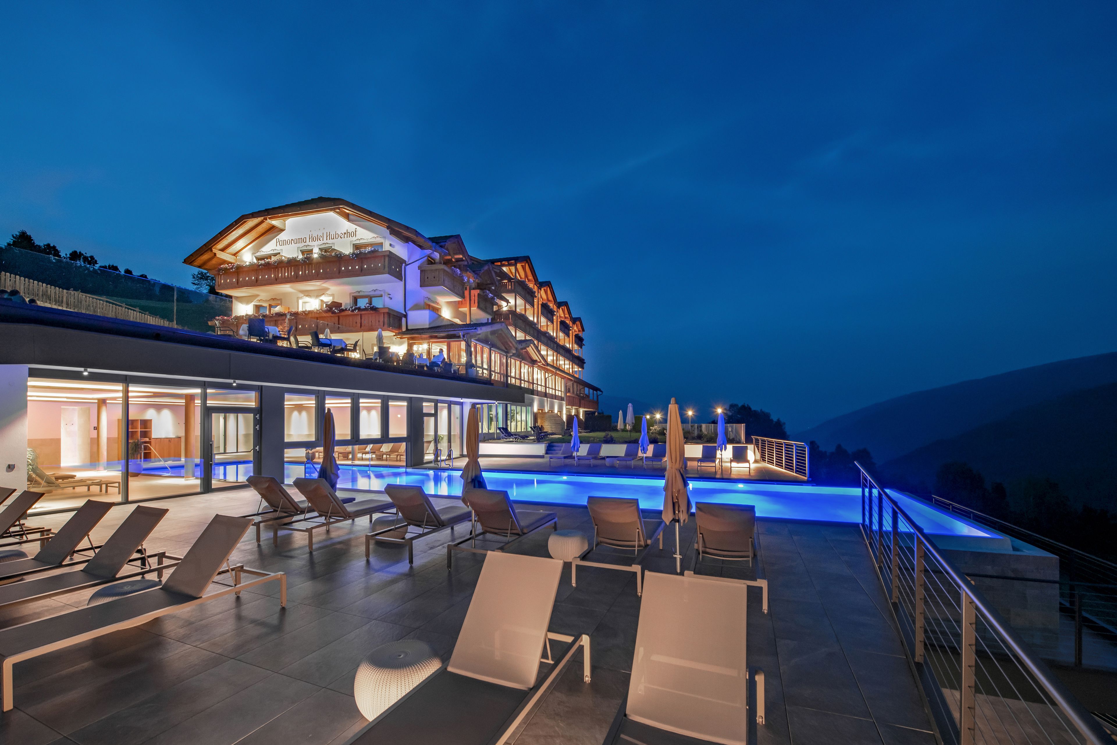 2 piscine coperte, piscina all'aperto, cabine incluse nel prezzo