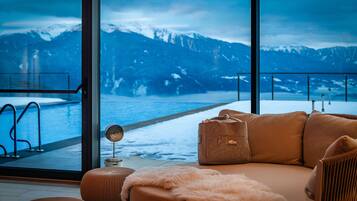 2 piscine coperte, piscina all'aperto, cabine incluse nel prezzo