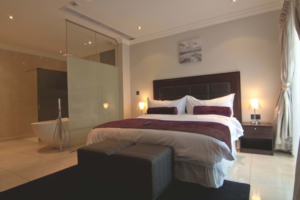 Elite-suite - 1 kingsize-seng | 1 soveværelse, premium-sengetøj, dundyner, Tempur-Pedic-senge