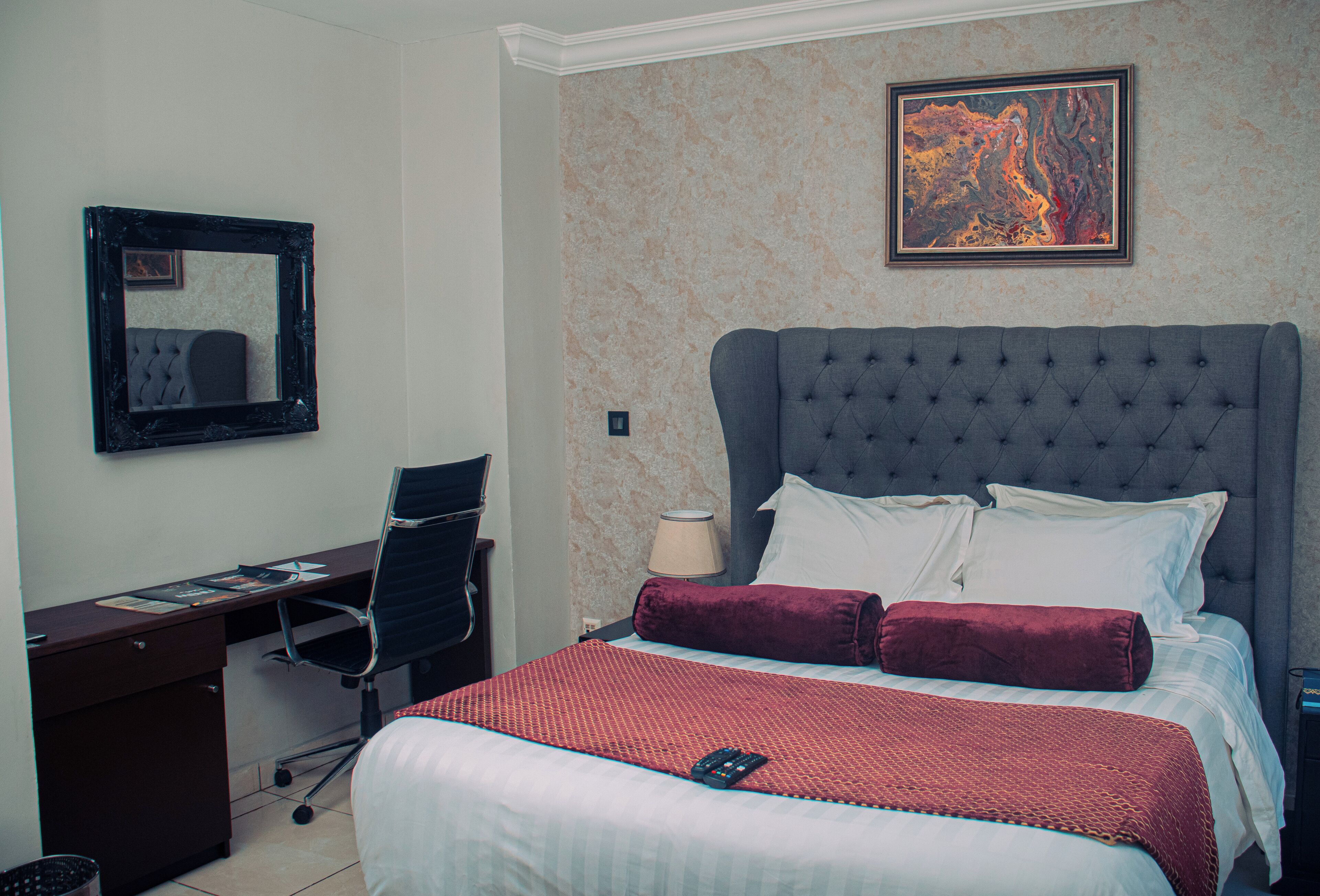 Premium eenpersoonskamer | 1 slaapkamer, luxe beddengoed, donsdekens, Tempur Pedic-bedden