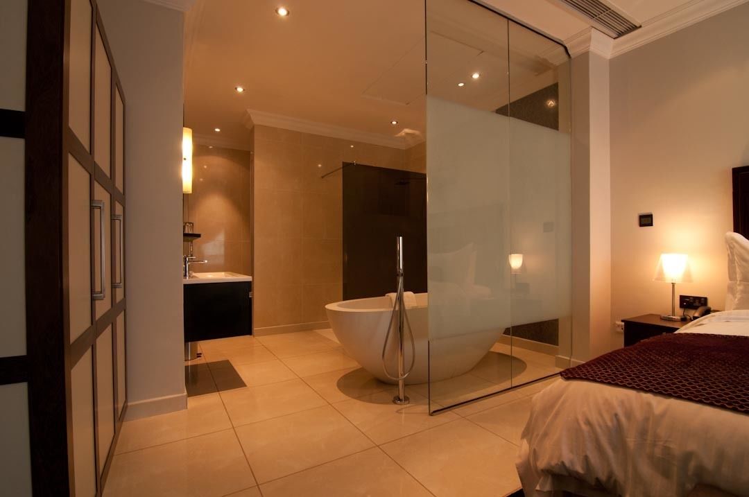 elite suite, 1 king bed | 1 bedroom, premium bedding, in-room safe, desk