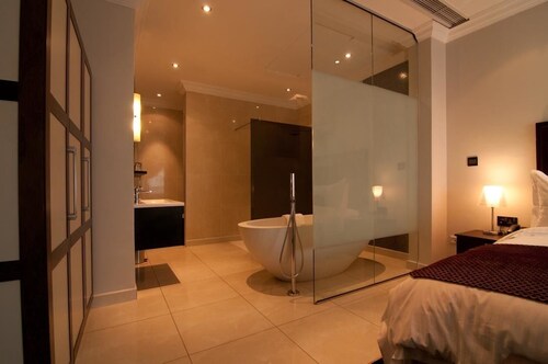 L'eola Suites