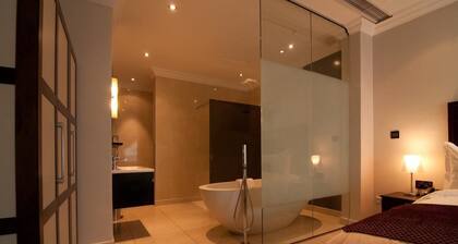 L'eola Suites