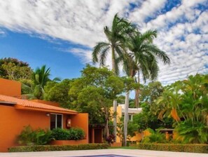 Front of property - Villas Ixzi Plus (Ixtapa)