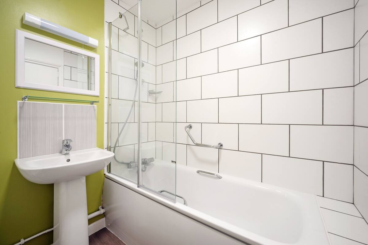 bathroom | hair dryer, towels