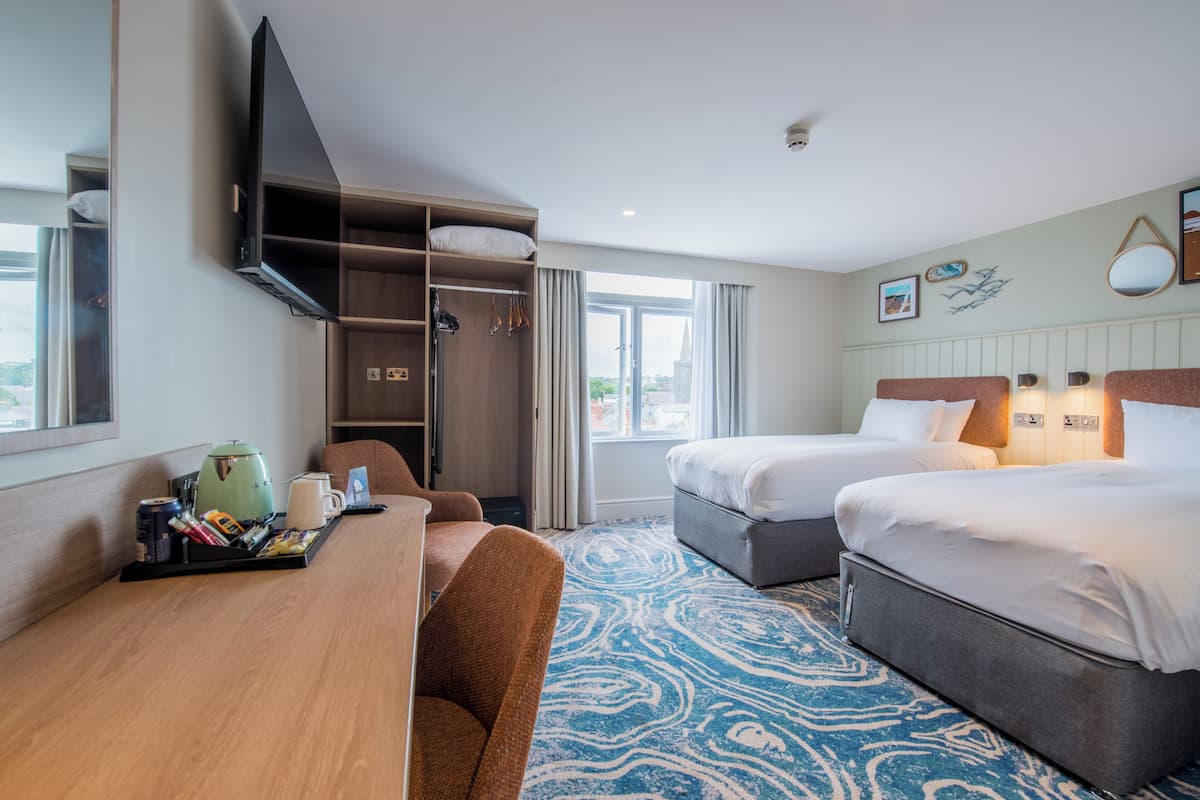 Classic Twin Room | Premium bedding, iron/ironing board, free WiFi, bed sheets