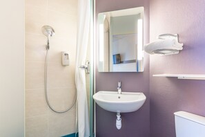 Premium bedding, desk, soundproofing, free WiFi - B&B HOTEL Tours Nord 2 La petit Arche (Tours)