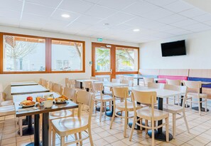 Restaurant - B&B HOTEL Chatellerault (Chatellerault)