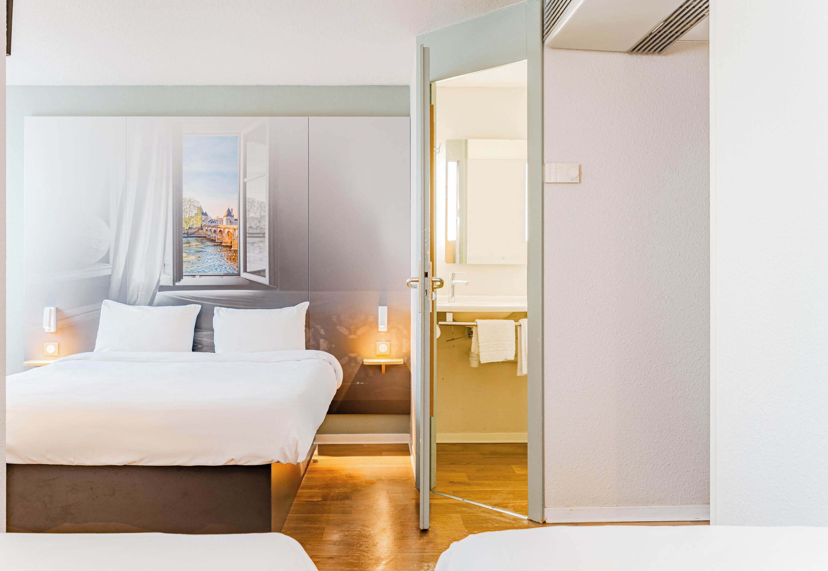 Quadruple Room, Non Smoking | Premium bedding, desk, soundproofing, free WiFi