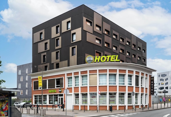 Front of property - B&B HOTEL Lille Roubaix Campus Gare (Roubaix)